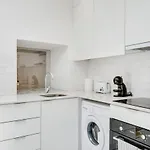 Alcantara Charm 3br Lisboa